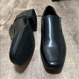 Perry Ellis Black Leather Loafers